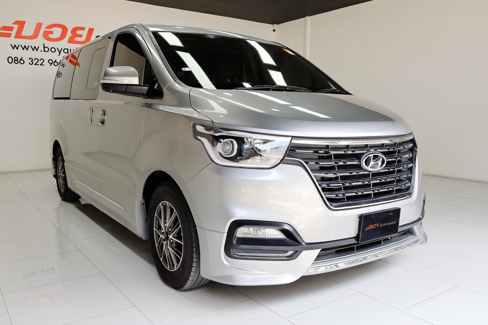 HYUNDAI H1 2.5 DELUXE (11ที่นั่ง) (A2416)